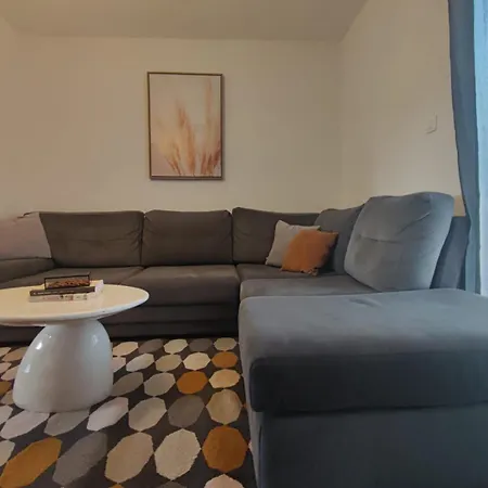 Apartman Petra 2 Bedroom Čilipi
