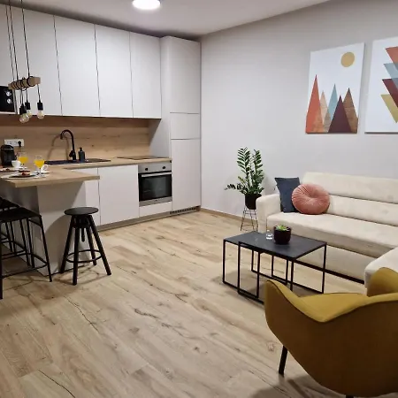 Petra 2 Bedroom Čilipi