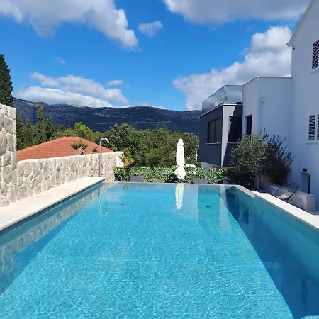 Daire Petra 2 Bedroom *
